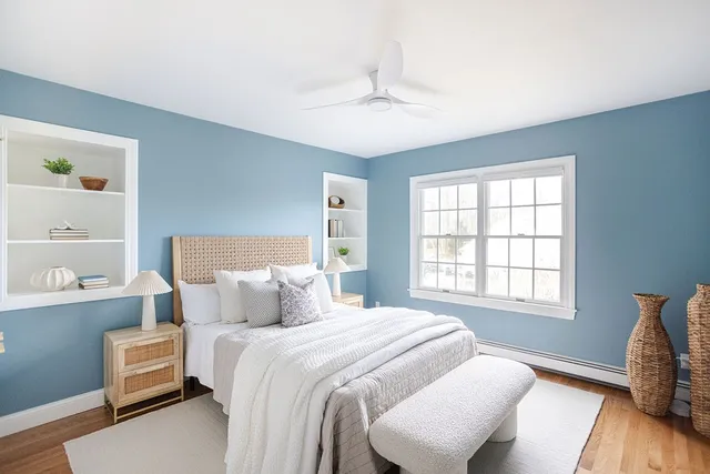 $1,249,000 | 126 Mitchell's Lane, Portsmouth, RI 02871