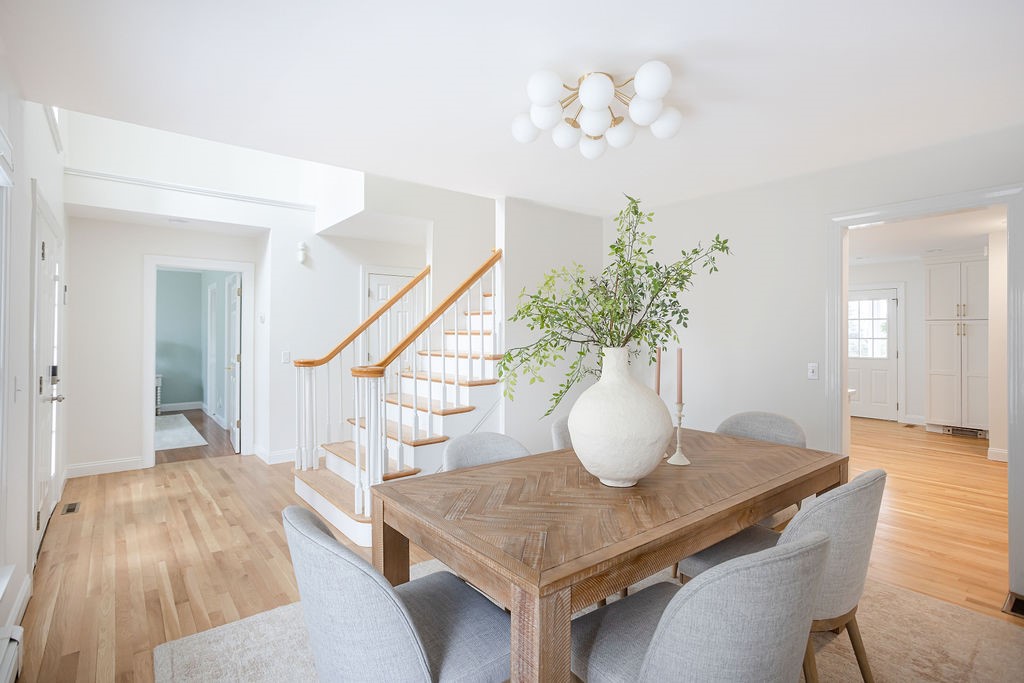 126 Mitchell's Lane Portsmouth, RI 02871 - Photo 3 of 50