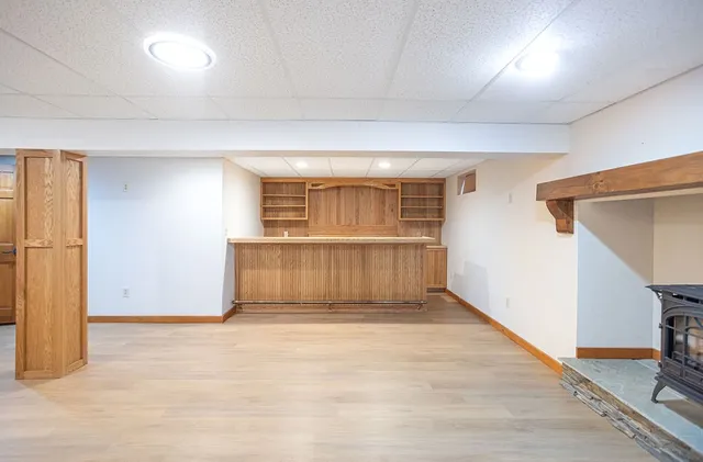 $1,249,000 | 126 Mitchell's Lane, Portsmouth, RI 02871