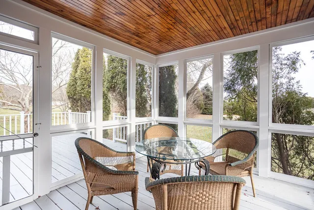 $1,249,000 | 126 Mitchell's Lane, Portsmouth, RI 02871