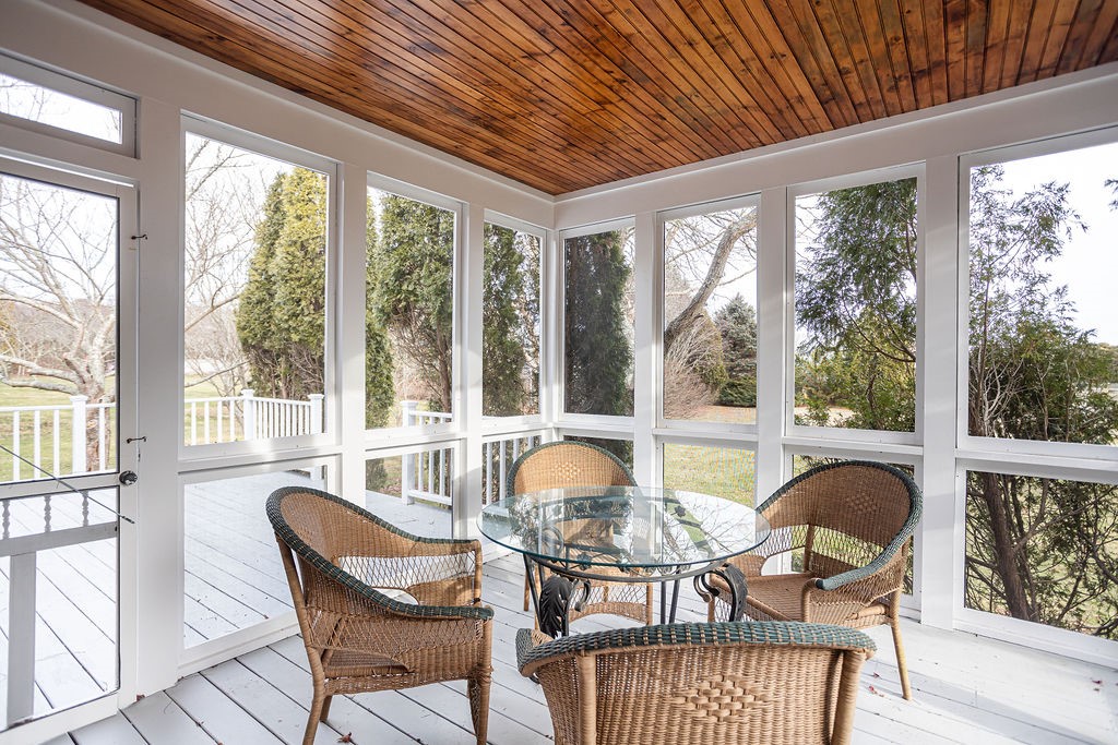 126 Mitchell's Lane Portsmouth, RI 02871 - Photo 37 of 50