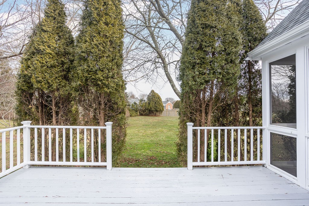 126 Mitchell's Lane Portsmouth, RI 02871 - Photo 39 of 50