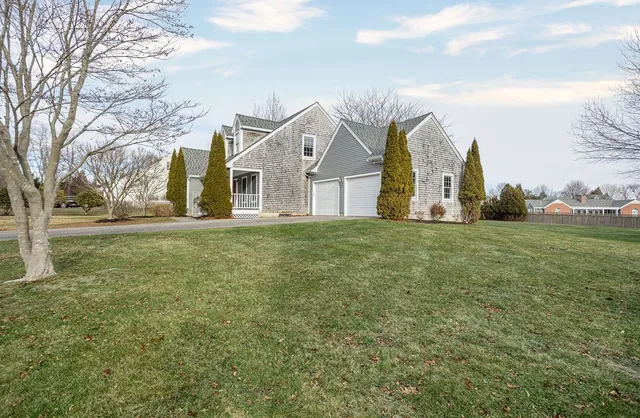 $1,249,000 | 126 Mitchell's Lane, Portsmouth, RI 02871
