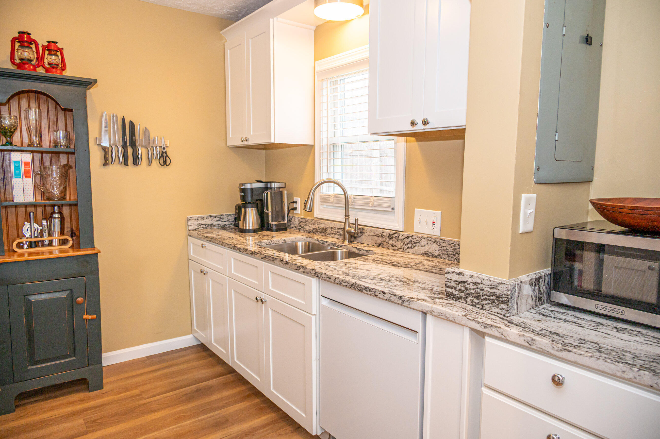28 Cookman Avenue Old Orchard Beach, ME 04064 - Photo 19 of 38 Interior-4119