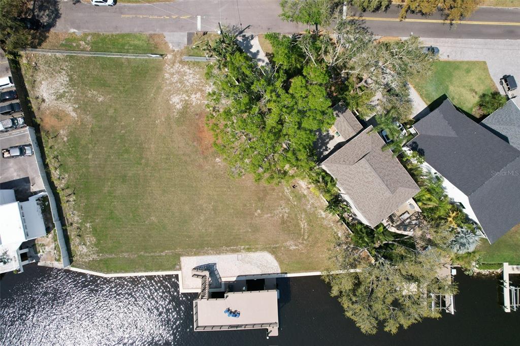 4033 North River View Avenue Tampa, FL 33607 - Photo 52 of 66 an aerial view of a house with a yard