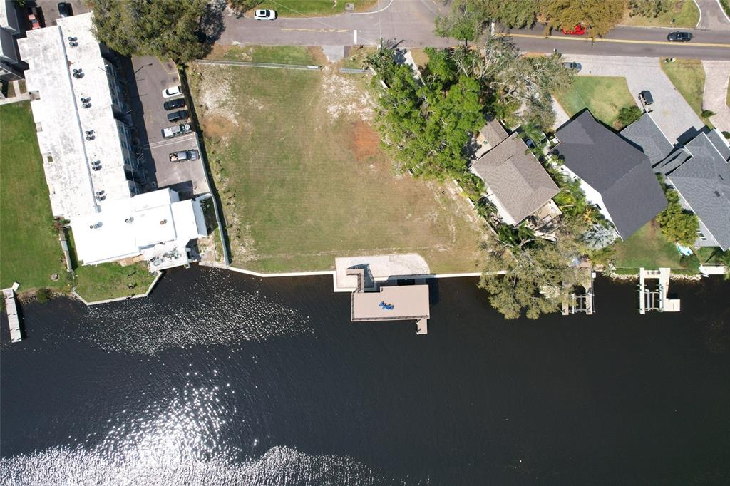 4033 North River View Avenue Tampa, FL 33607 - Photo 55 of 66 an aerial view of a house with a yard