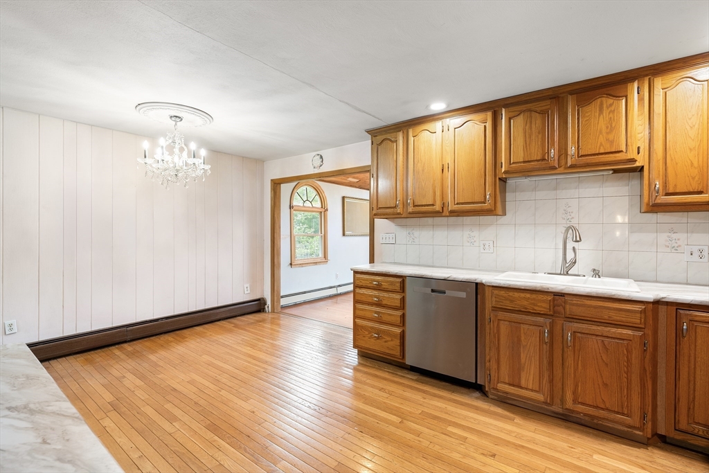 334 Forest Street Raynham, MA 02767 - Photo 14 of 42