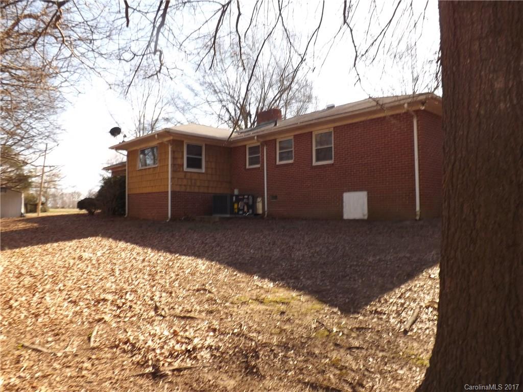2720 Faulks Church Road Wingate, NC 28174 - Photo 4 of 23