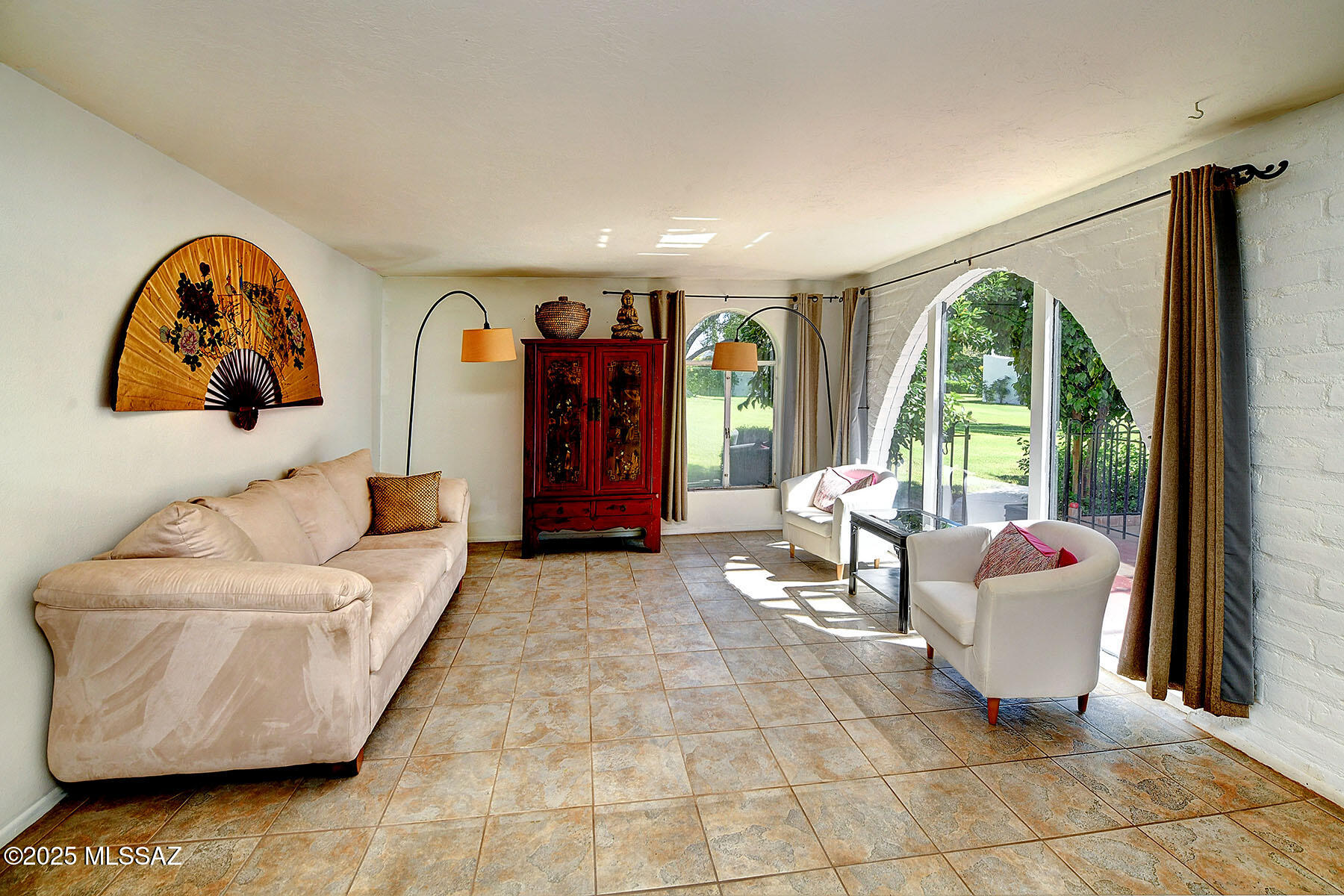 670 West Roller Coaster Road Tucson, AZ 85704 - Photo 1 of 32 Gallery Image 1