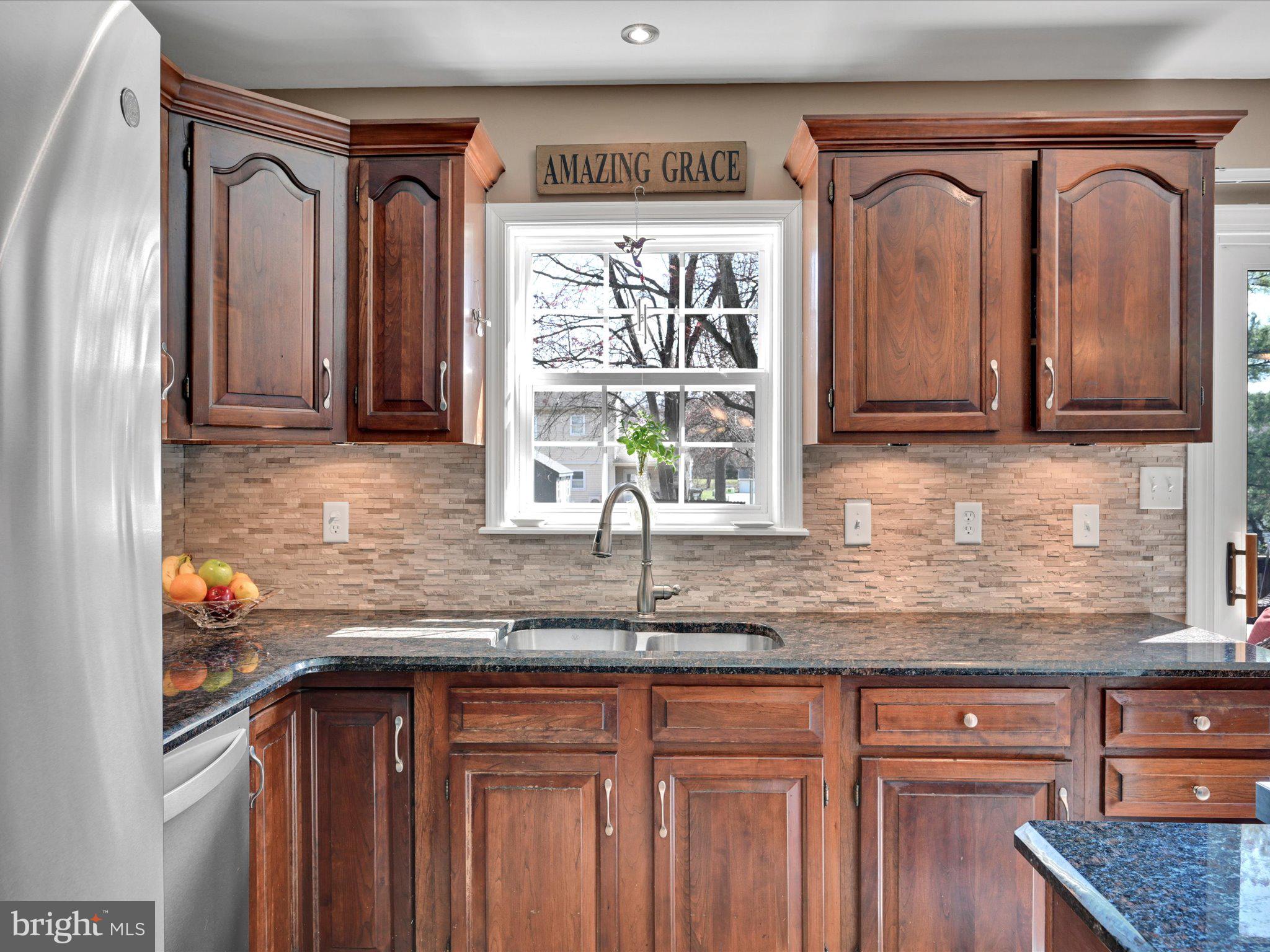 3300 Rothsville Road Akron, PA 17501 - Photo 17 of 36 Kitchen 5