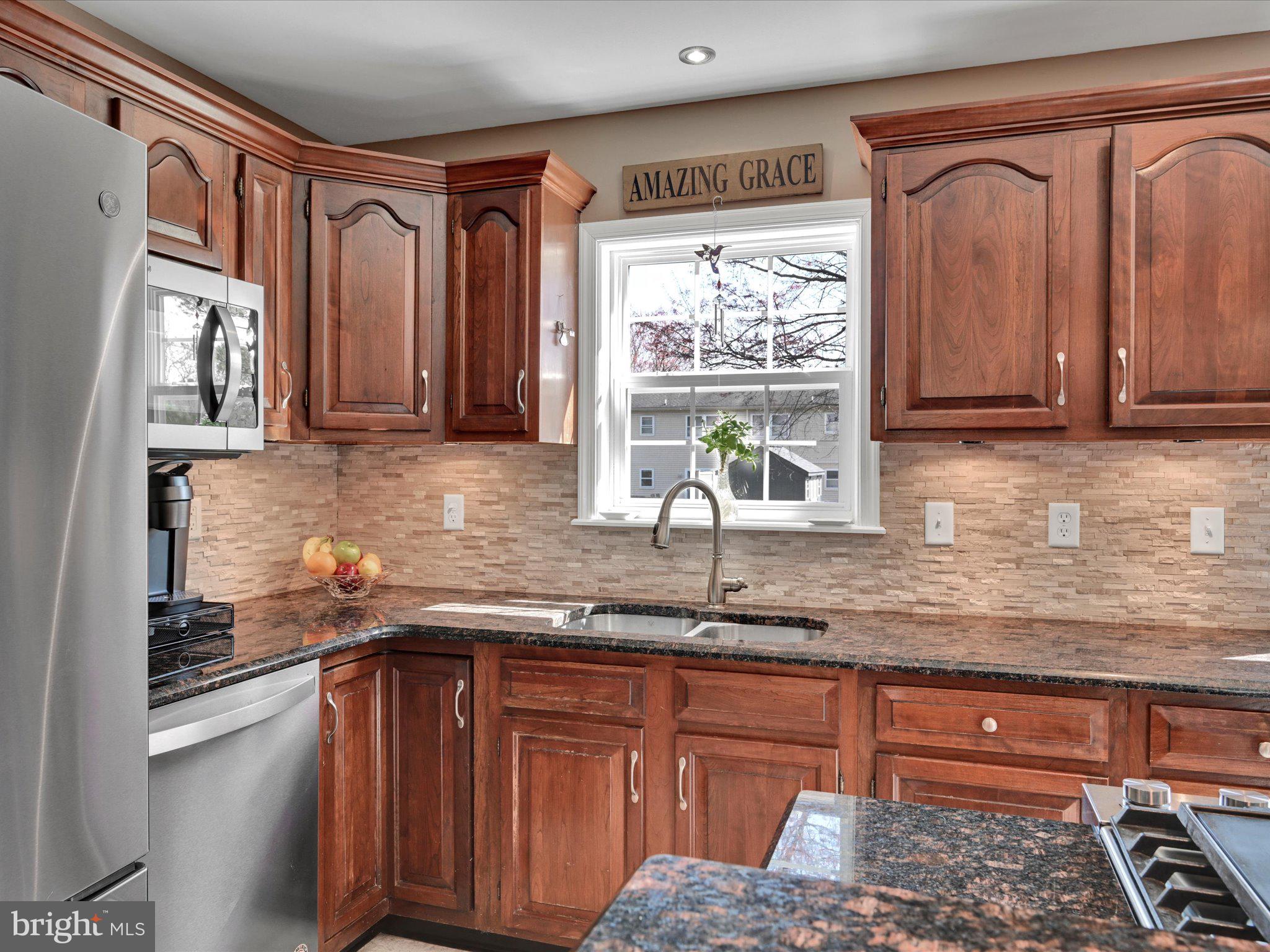 3300 Rothsville Road Akron, PA 17501 - Photo 18 of 36 Kitchen 6