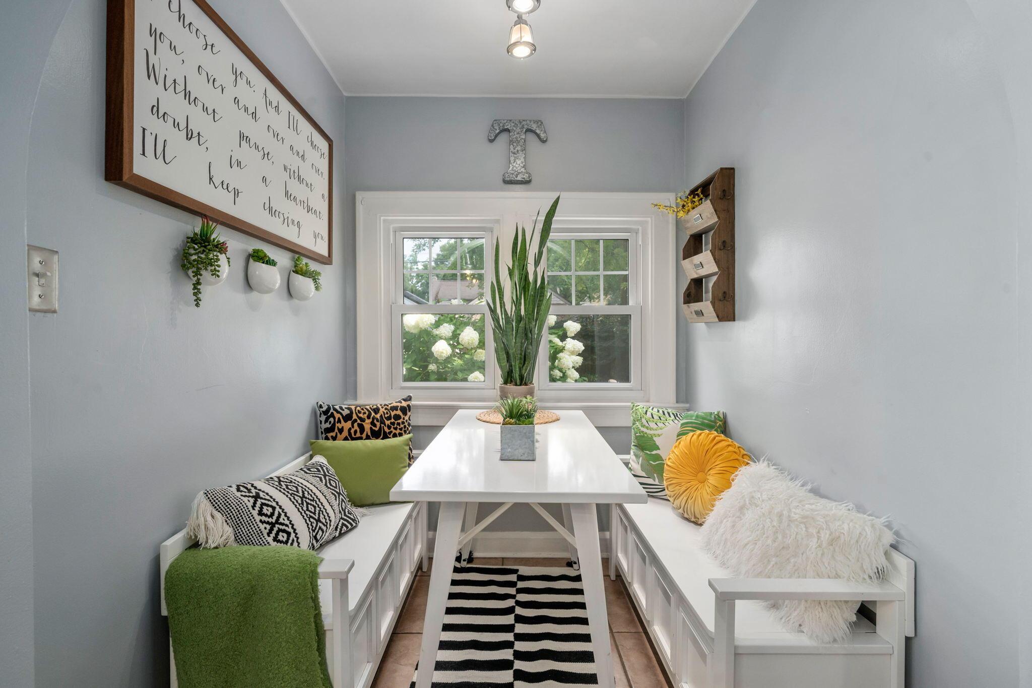 226 Winthrop Road Columbus, OH 43214 - Photo 20 of 47 Breakfast Nook