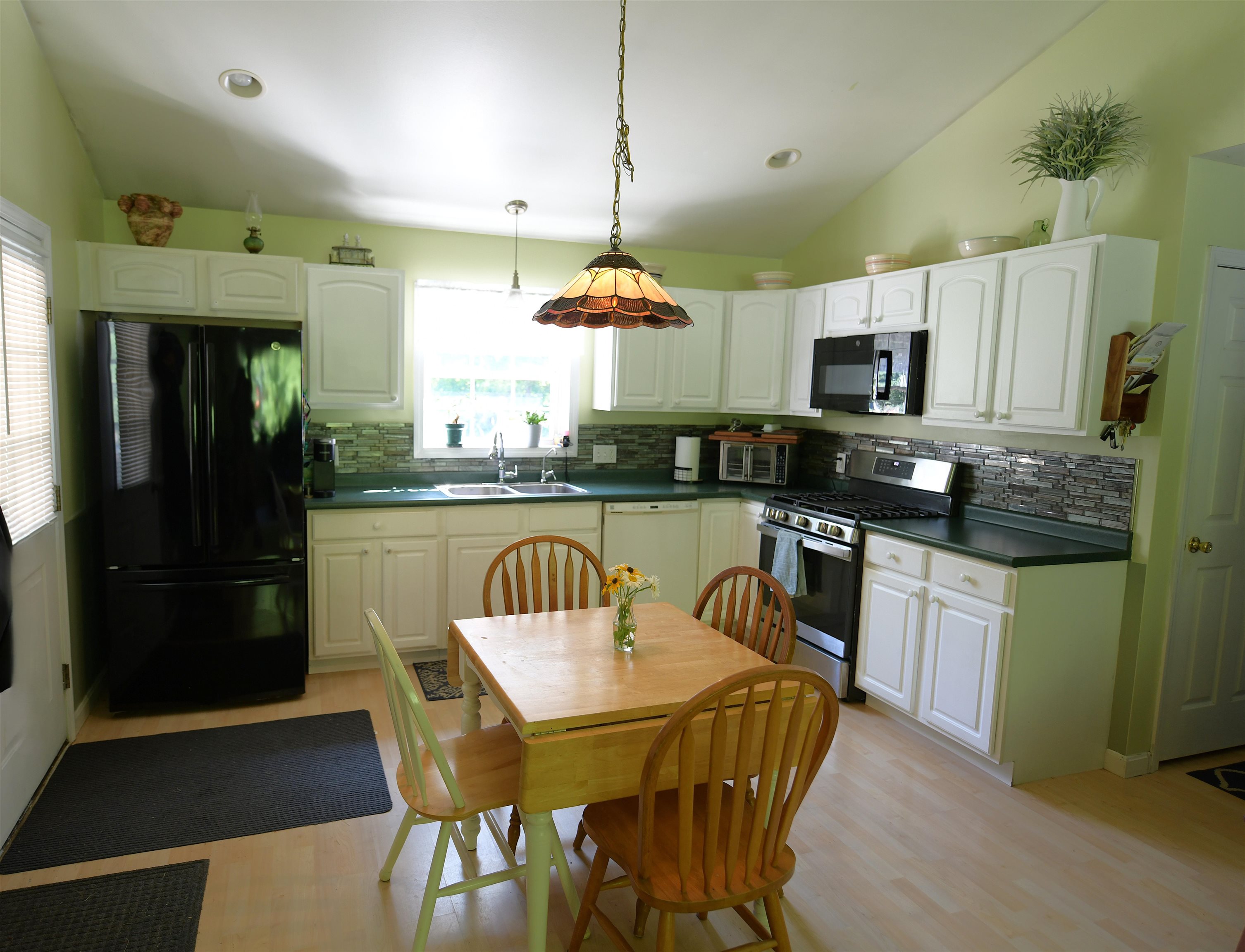 95 Gilly Drive Colchester, VT 05446 - Photo 3 of 20