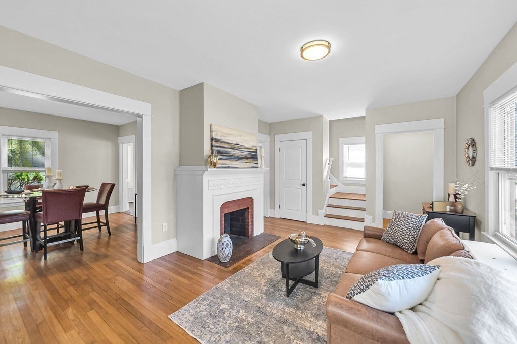853 Armory Street Springfield, MA 01107 - Photo 3 of 36 Gallery Image 3