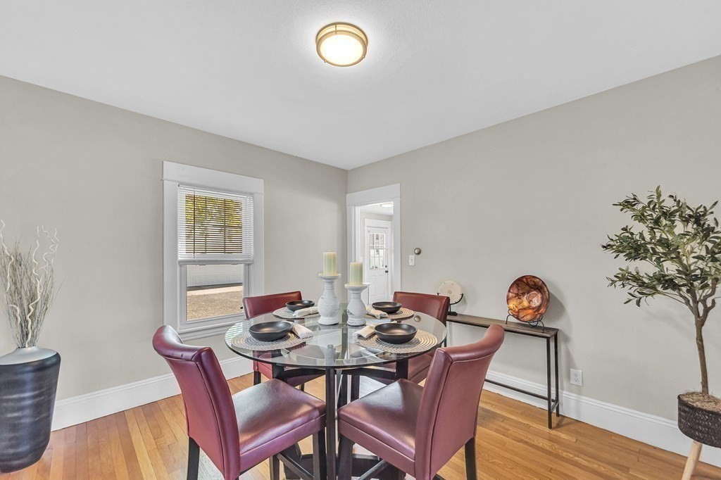 853 Armory Street Springfield, MA 01107 - Photo 5 of 36 Gallery Image 5