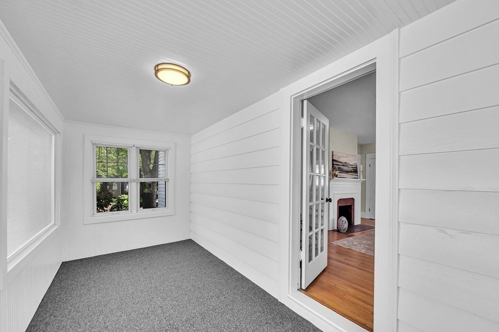 853 Armory Street Springfield, MA 01107 - Photo 7 of 36 Gallery Image 7