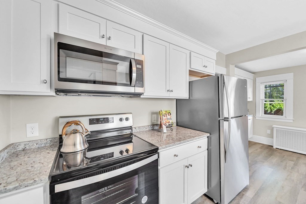 853 Armory Street Springfield, MA 01107 - Photo 8 of 36 Gallery Image 8