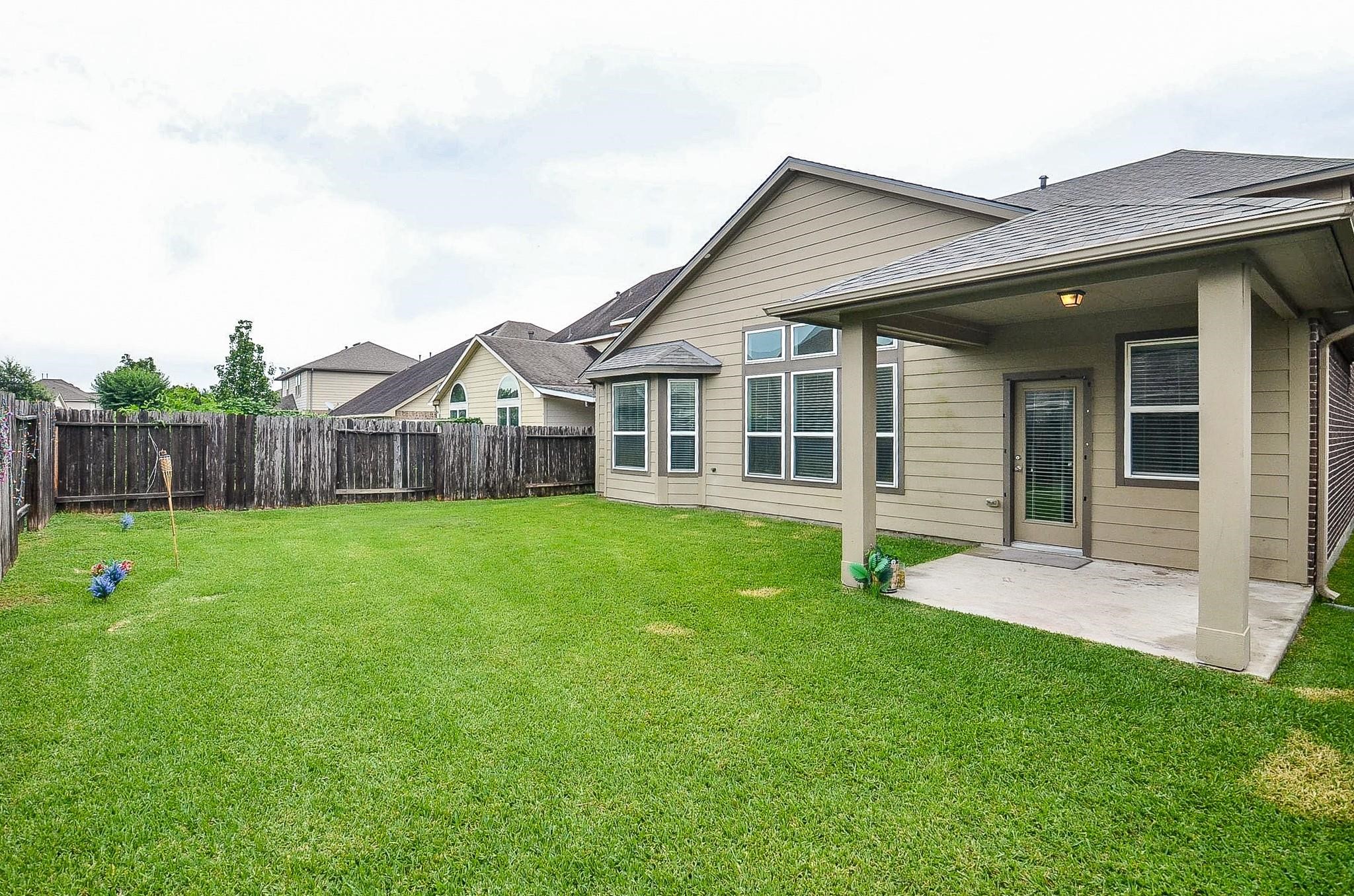 7042 Sliding Rock Circle Spring, TX 77379 - Photo 28 of 37 Gallery Image 28