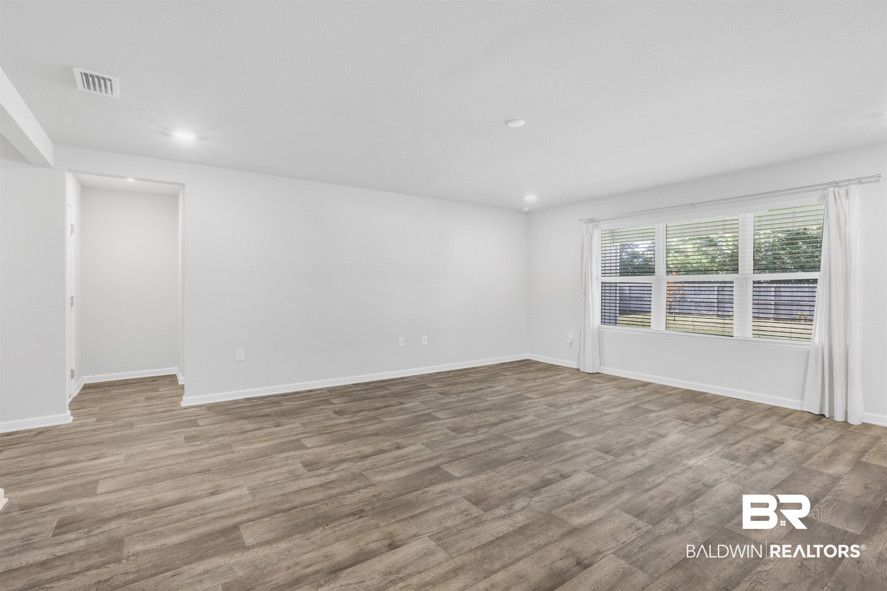 341 Hartenstein Road Foley, AL 36535 - Photo 4 of 22