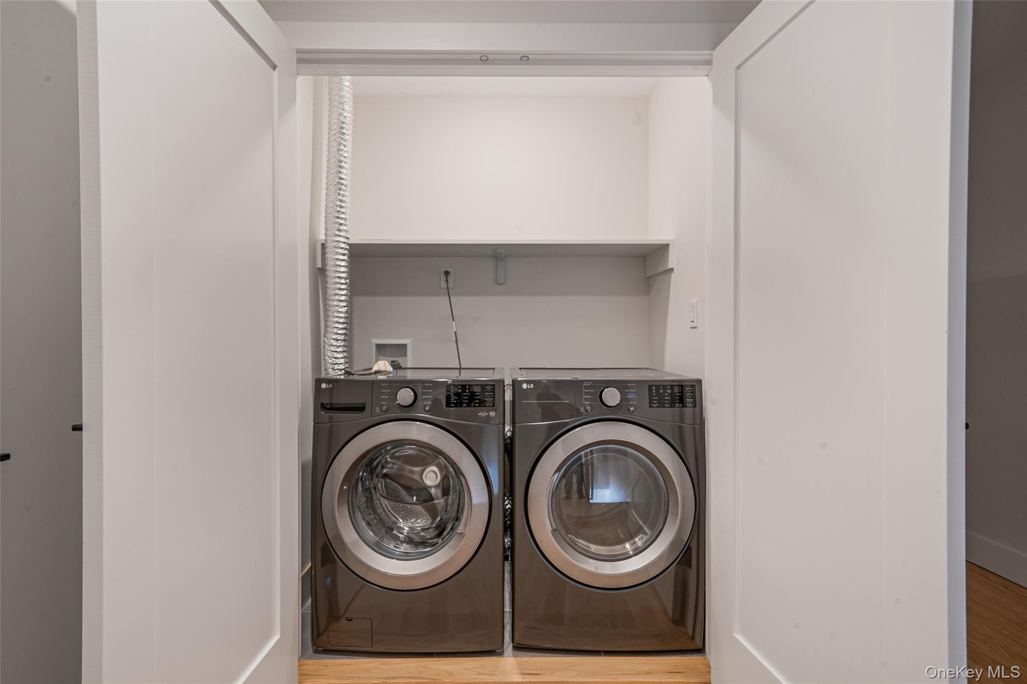 237 Mott Street Oceanside, NY 11572 - Photo 29 of 41