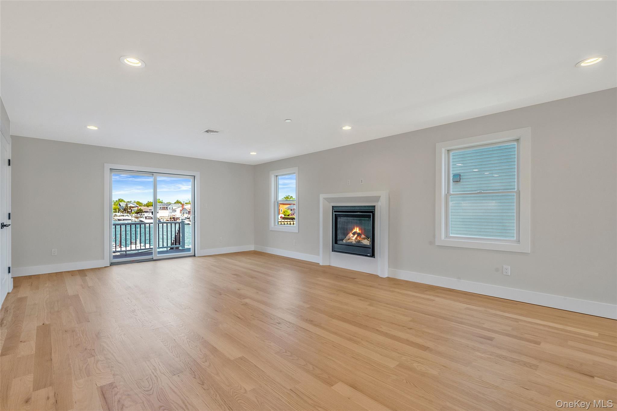237 Mott Street Oceanside, NY 11572 - Photo 7 of 41
