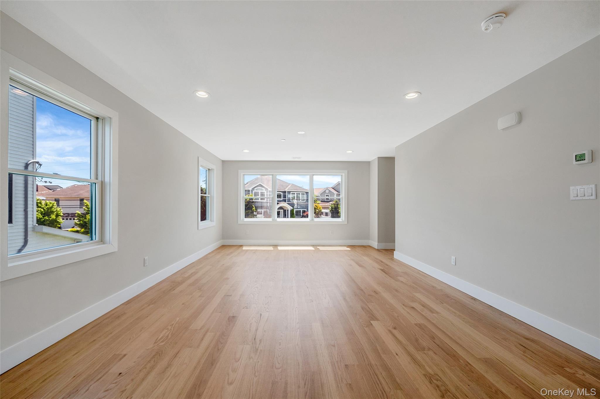 237 Mott Street Oceanside, NY 11572 - Photo 10 of 41