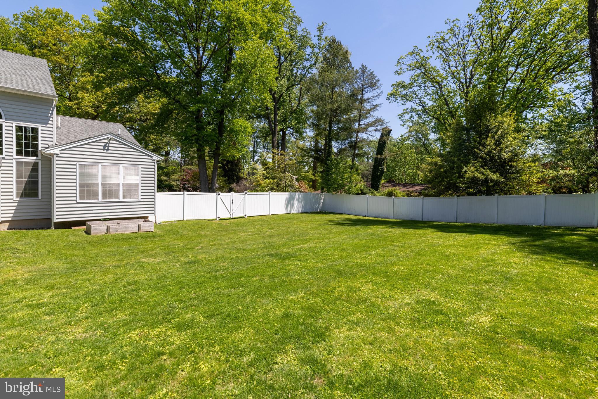 1086 Kingsley Road Rydal, PA 19046 - Photo 53 of 58 Fenced Back Yard
