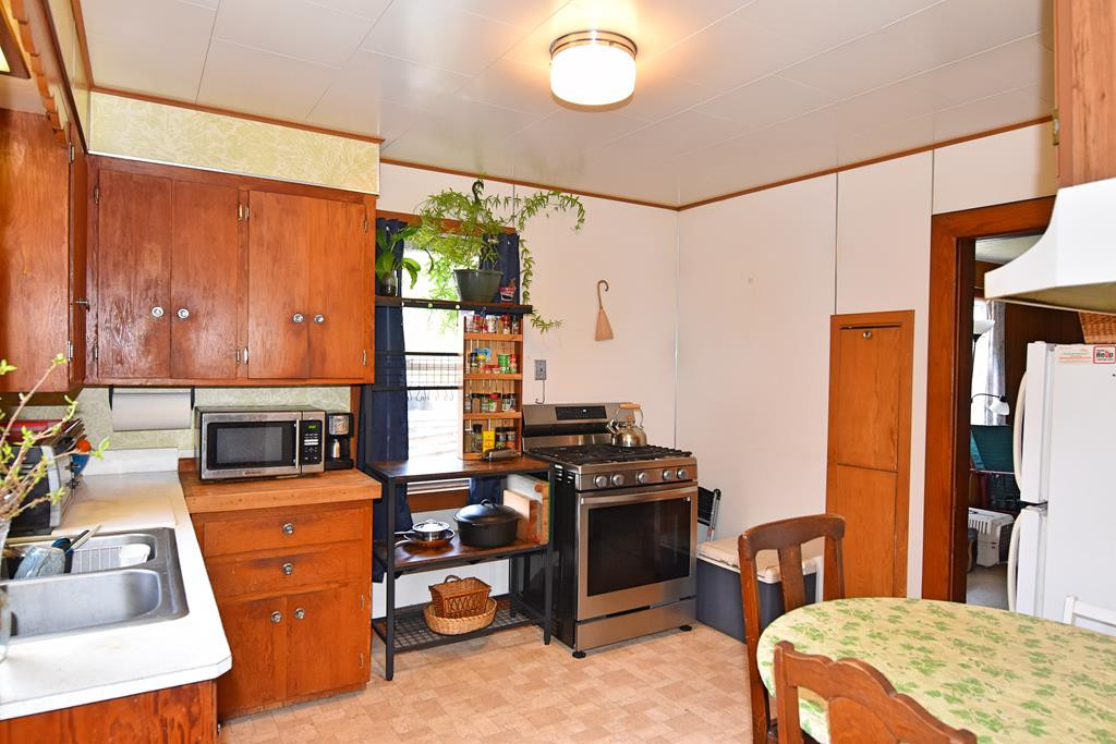 284 Swinyer Road Vermontville, NY 12989 - Photo 12 of 14 Gallery Image 12