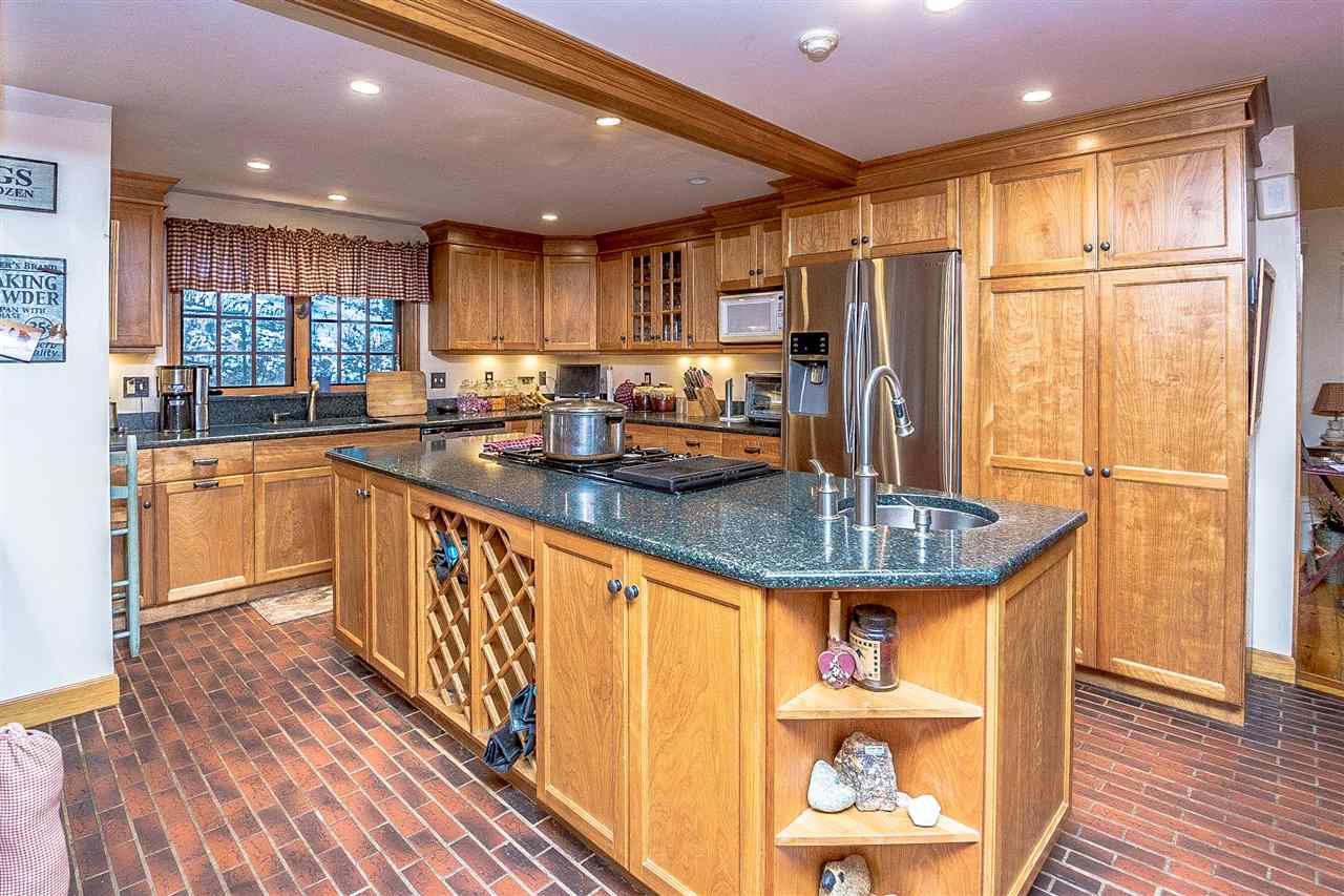 538 Old Bartlett Road Conway, NH 03860 - Photo 6 of 40