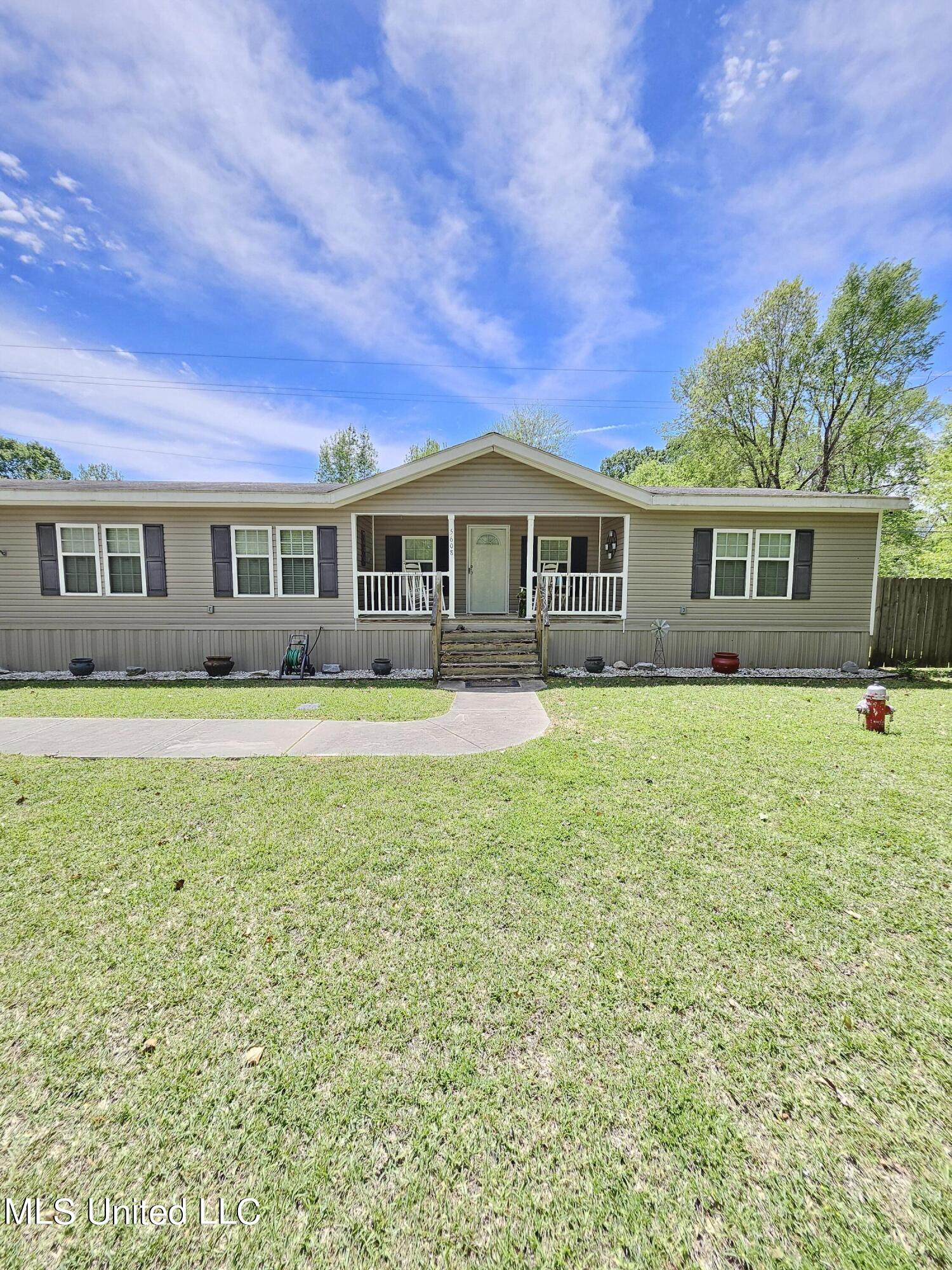 5608 Gibson Road Vicksburg, MS 39180 - Photo 4 of 29 20240406_124639
