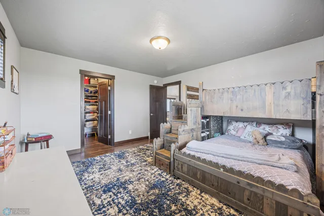 $864,995 | 120 Lindsey Court, Mapleton, ND 58059