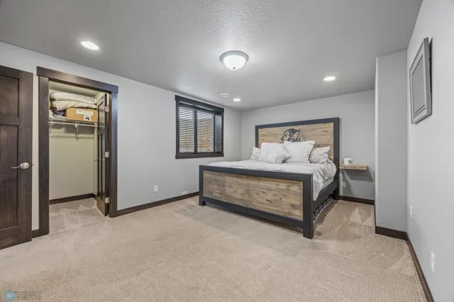 $864,995 | 120 Lindsey Court, Mapleton, ND 58059