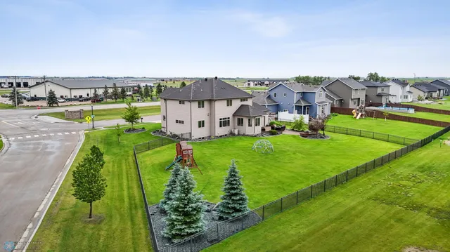 $864,995 | 120 Lindsey Court, Mapleton, ND 58059