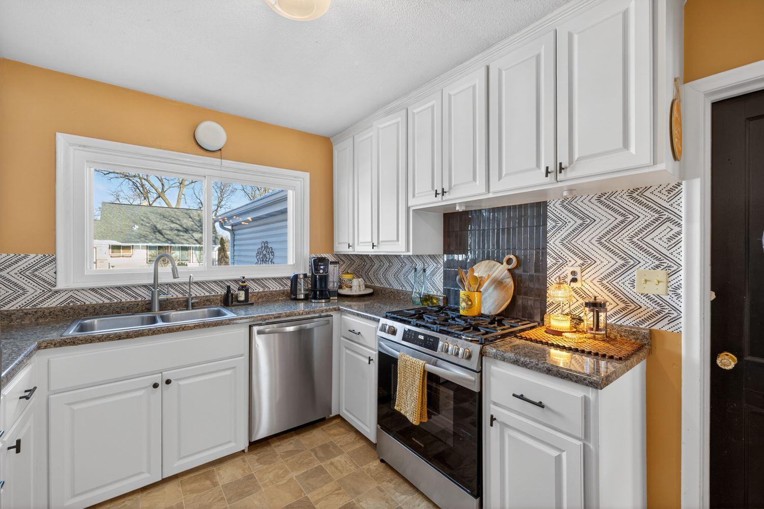 1510 Damon Court Southeast Rochester, MN 55904 - Photo 13 of 35