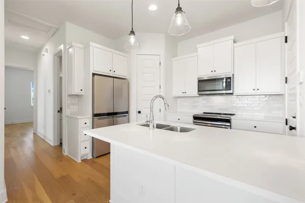 $1,795 | 212 East 20th Street, Unit 212, Georgetown, TX 78626