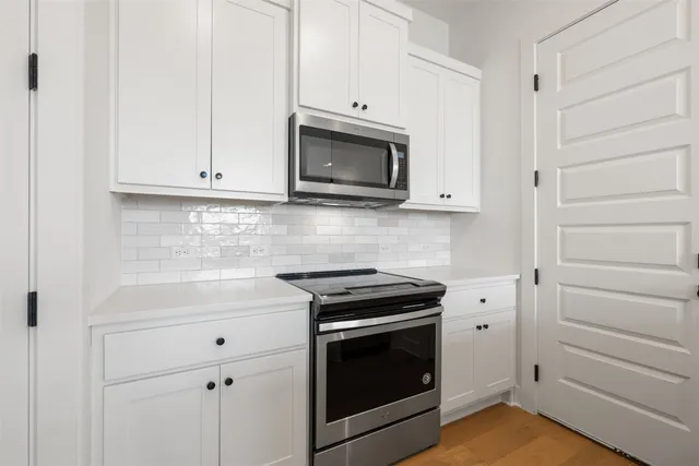 $1,850 | 308 East 20th Street, Unit 308, Georgetown, TX 78626