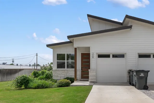 $1,850 | 308 East 20th Street, Unit 308, Georgetown, TX 78626