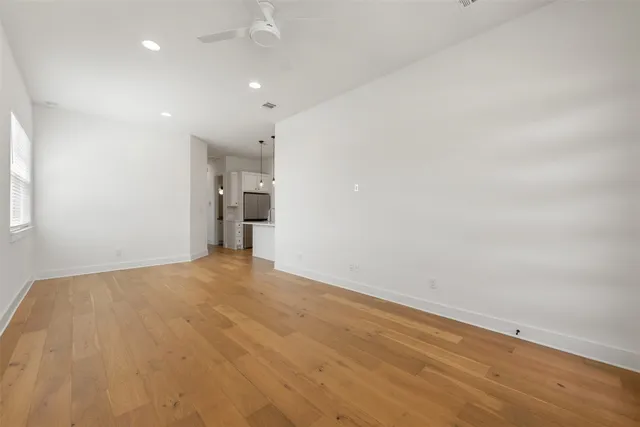 $1,850 | 308 East 20th Street, Unit 308, Georgetown, TX 78626