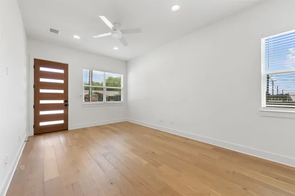 $1,795 | 212 East 20th Street, Unit 212, Georgetown, TX 78626