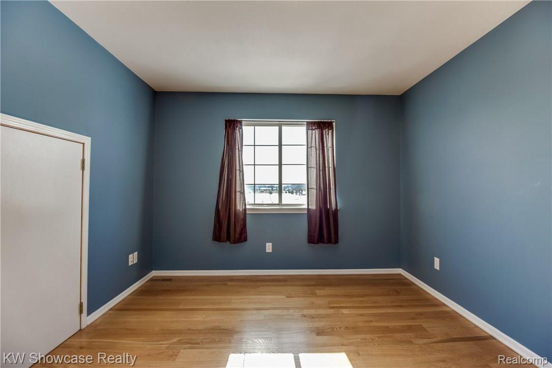 4664 Holly Lake Road Lapeer, MI 48446 - Photo 40 of 59 Interiors (36 of 40).jpg