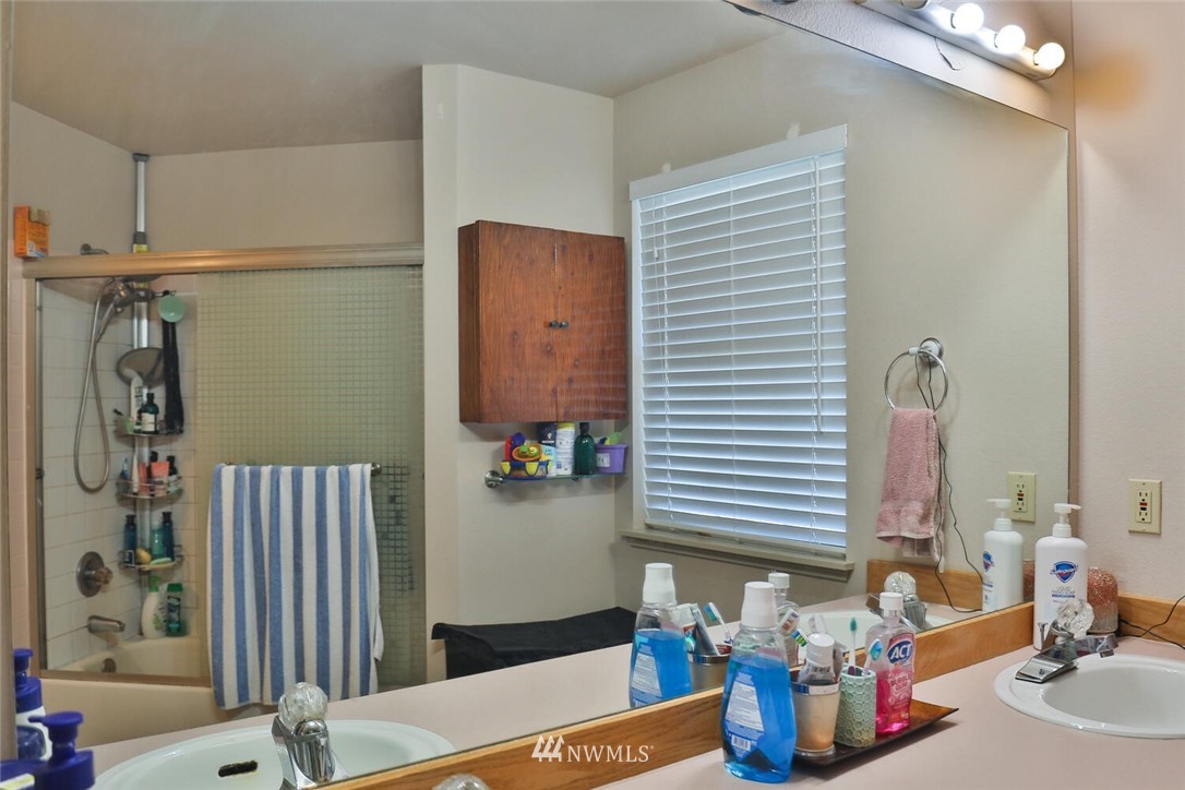 923 Southwest 344th Place Federal Way, WA 98023 - Photo 28 of 34