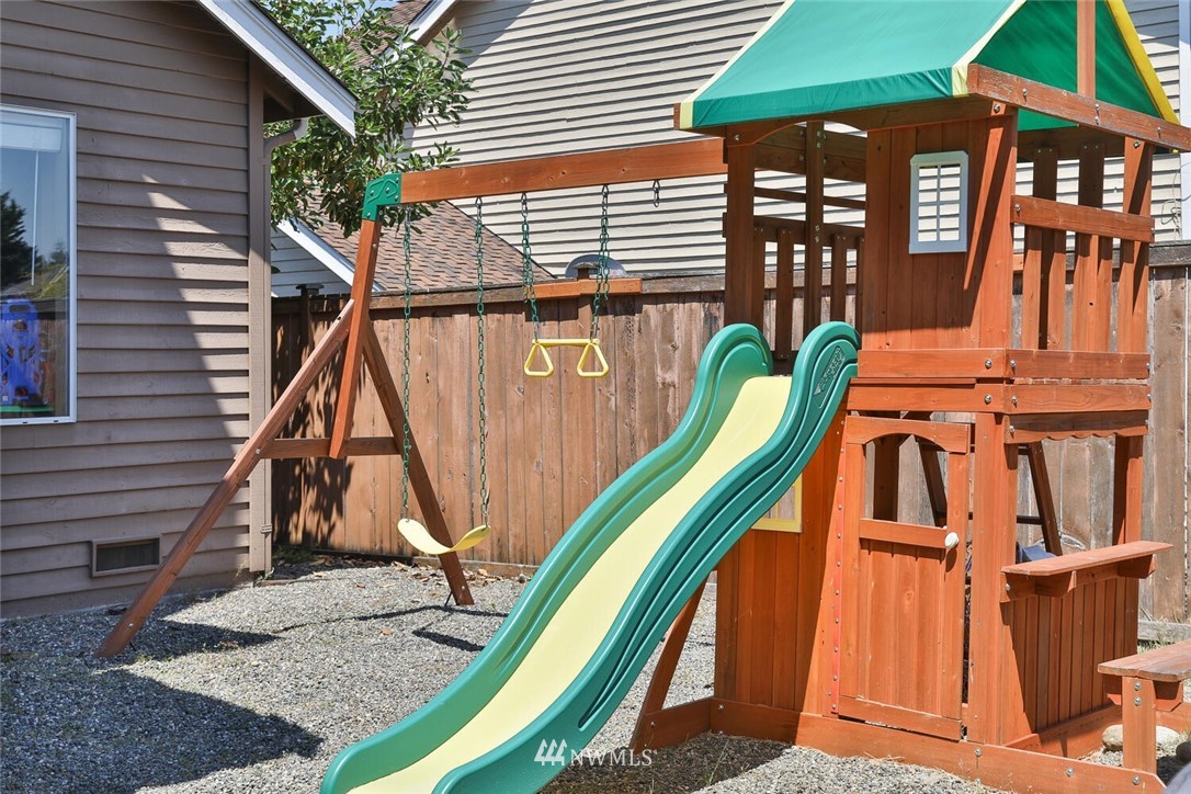 923 Southwest 344th Place Federal Way, WA 98023 - Photo 31 of 34