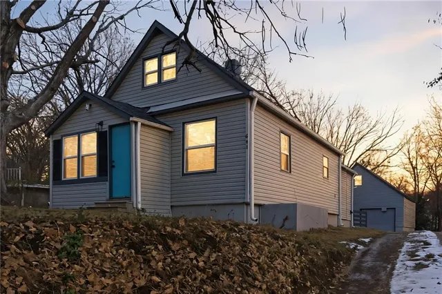 $156,900 | 641 South Arlington Avenue, Independence, MO 64053