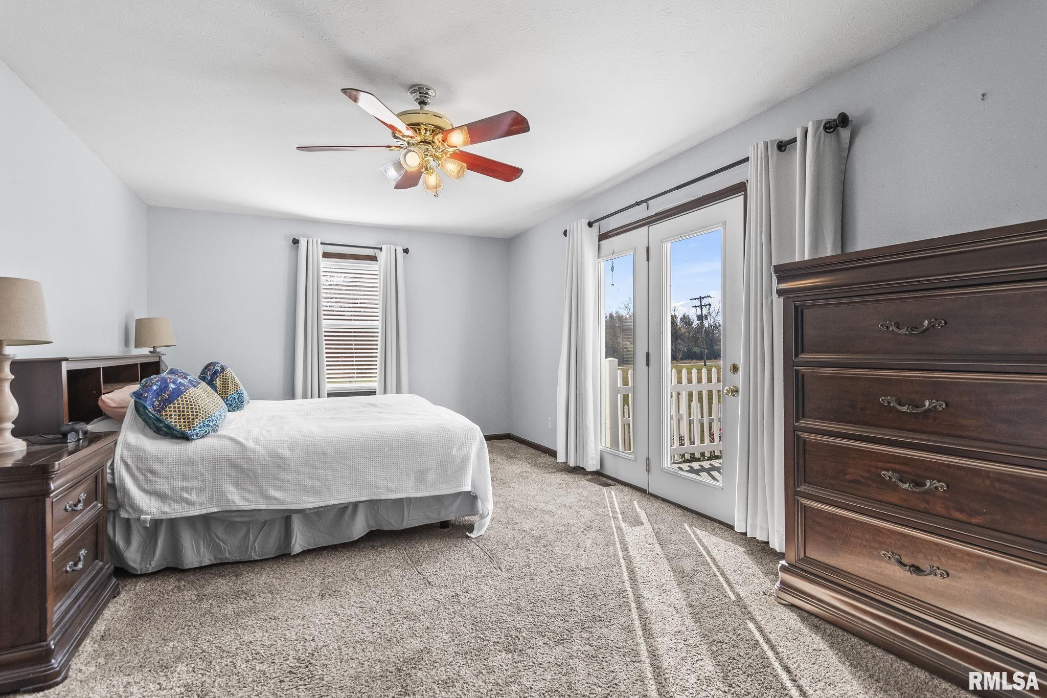 7713 West Outer Road Sherman, IL 62684 - Photo 13 of 41