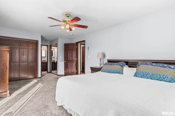 $455,000 | 7713 West Outer Road, Sherman, IL 62684