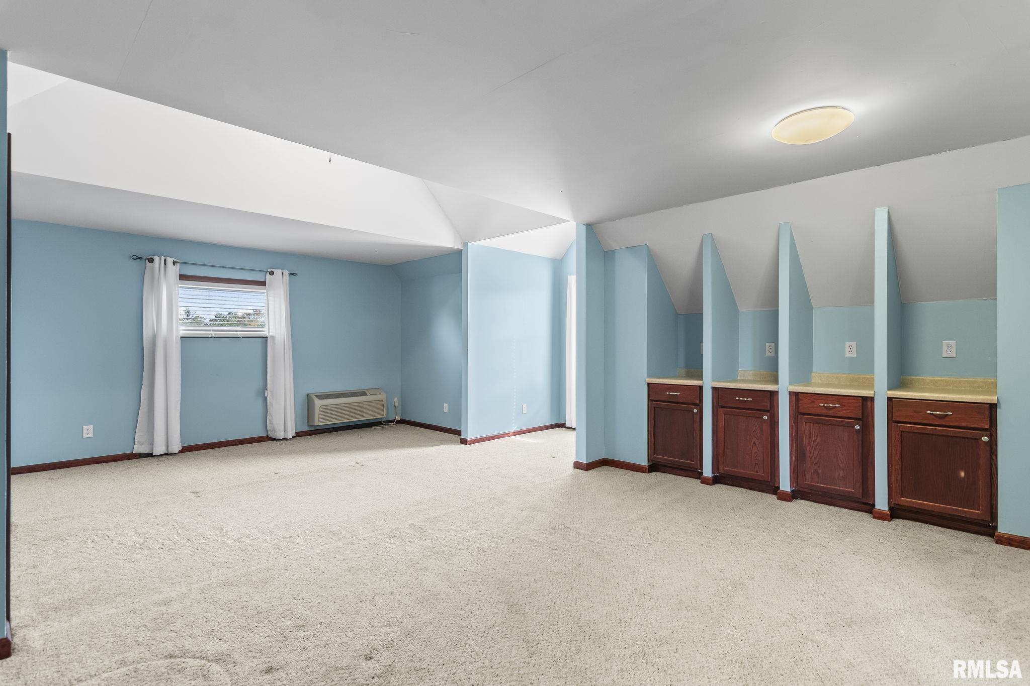 7713 West Outer Road Sherman, IL 62684 - Photo 25 of 41