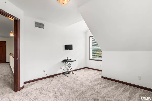 $455,000 | 7713 West Outer Road, Sherman, IL 62684