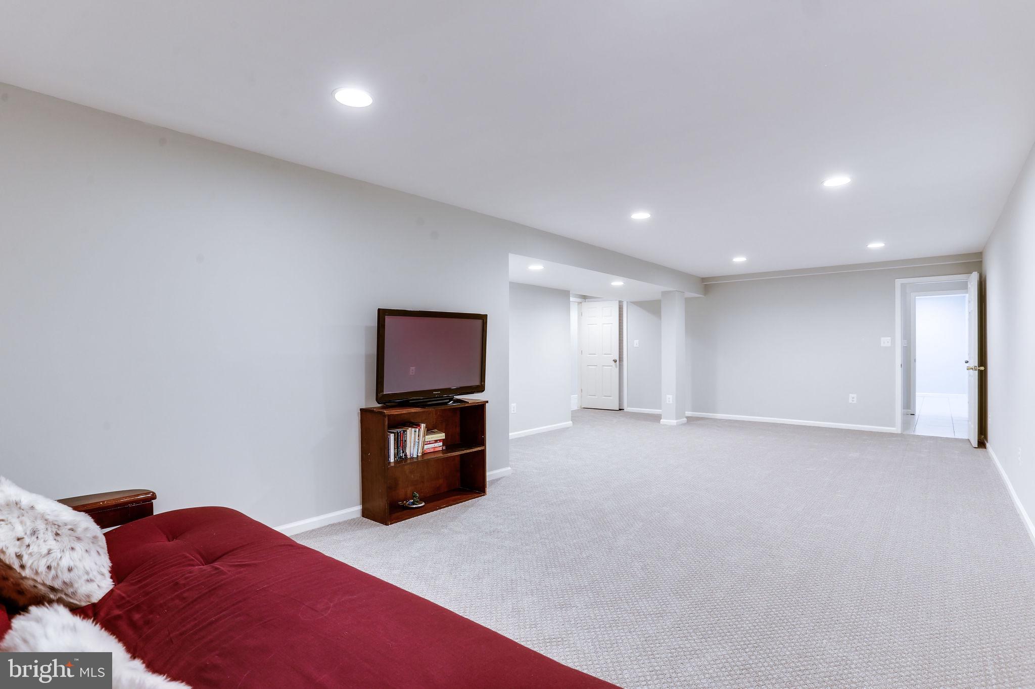 705 Ridge Drive McLean, VA 22101 - Photo 31 of 41 Recreation Room