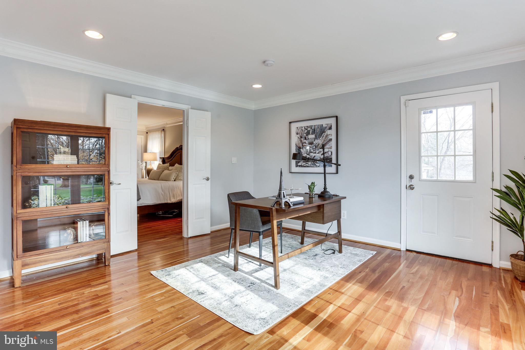 705 Ridge Drive McLean, VA 22101 - Photo 5 of 41 Dedicated office on Main Level
