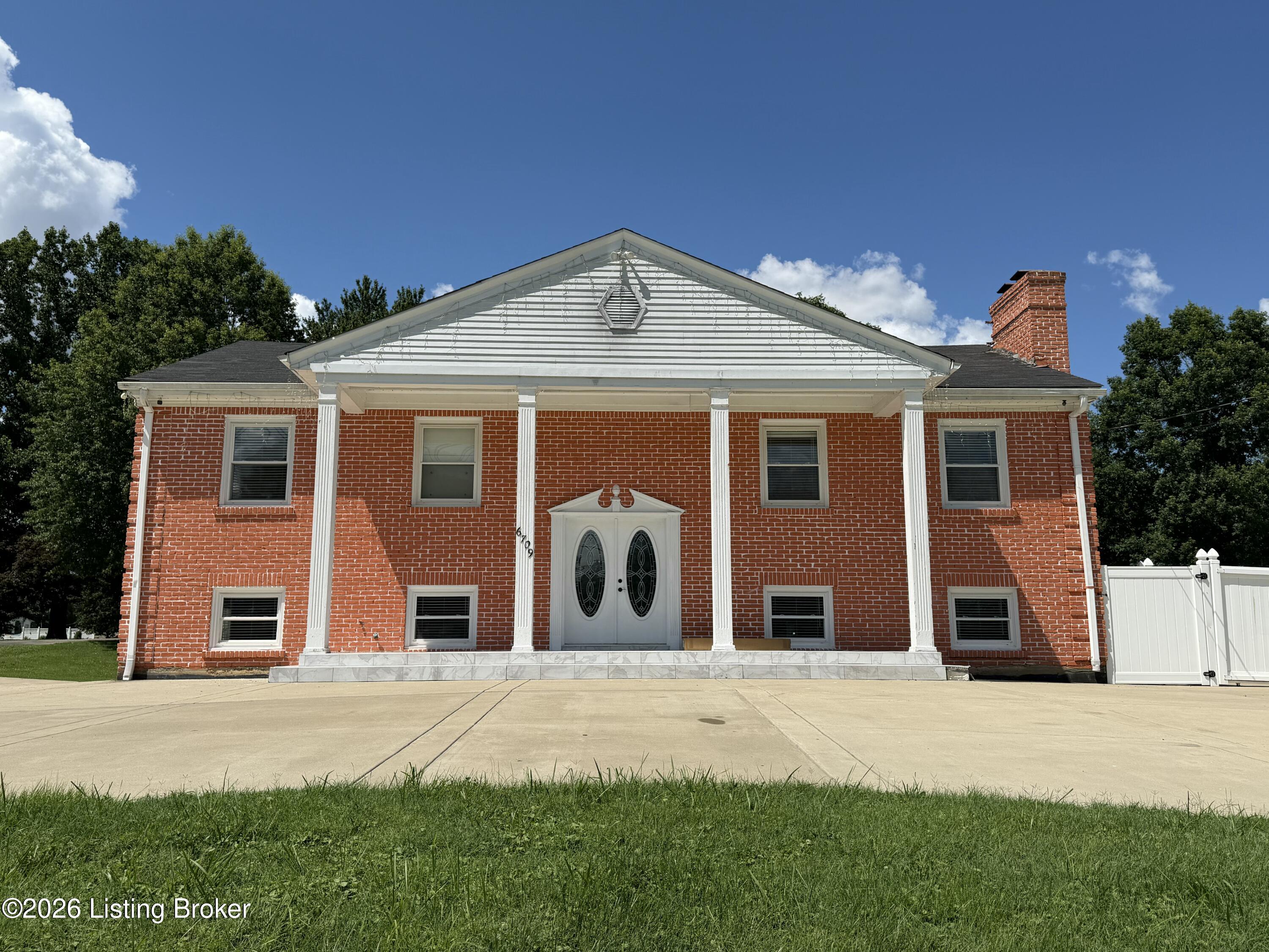 6709 Cooper Chapel Road Louisville, KY 40229 - Photo 1 of 88 IMG_8002